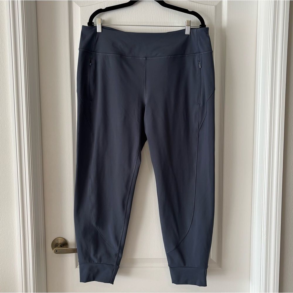 Athleta Rainier Jogger Size XL